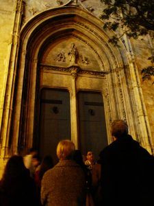 ruta misterios, crimenes y leyendas valencia rutas guiadas adzucats