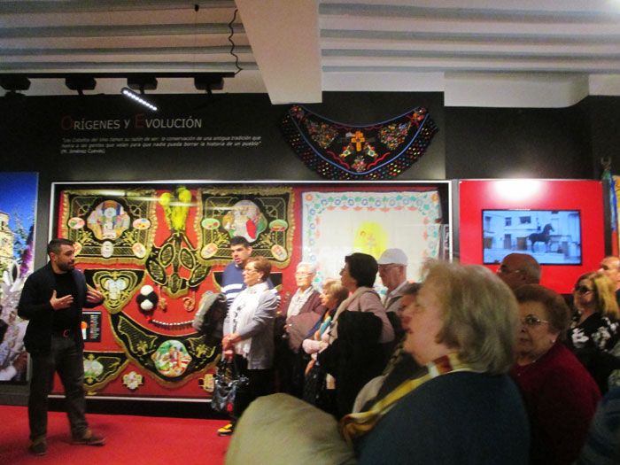 caravaca de la cruz excursiones en grupo adzucaTs